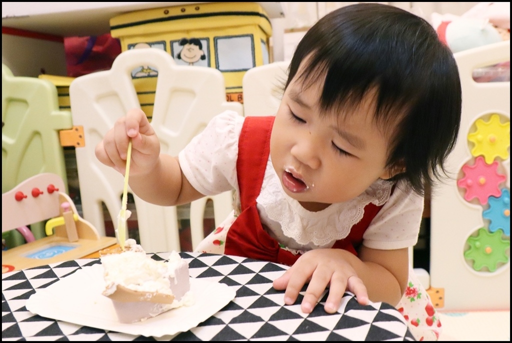 Whoscake17.jpg Whoscake17.jpg