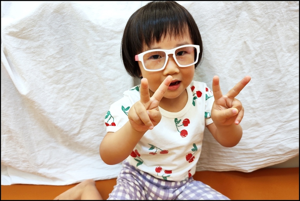 Loveye 兒童太陽眼鏡抗藍光眼鏡4.jpg