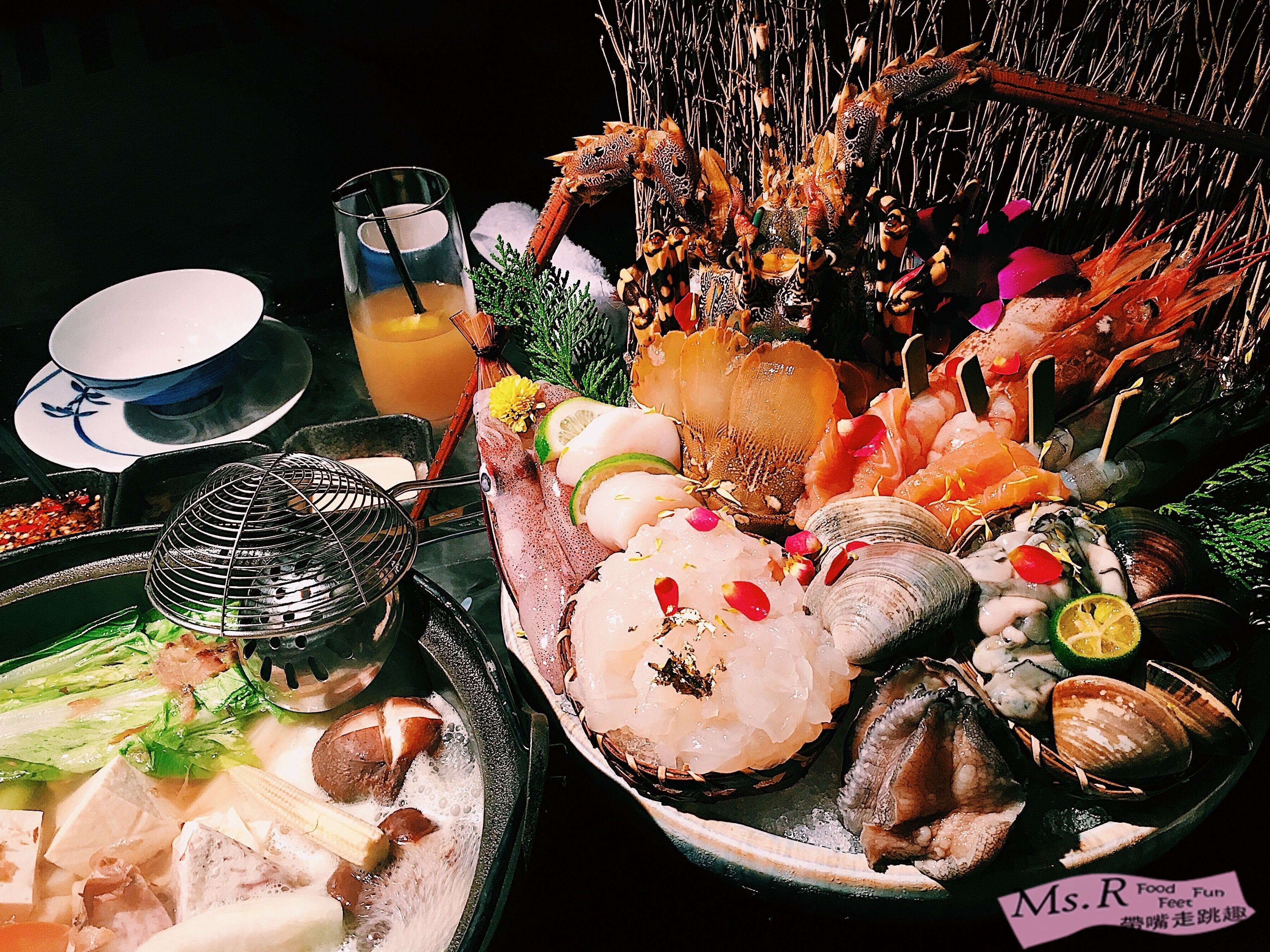 台北美食 捷運國父紀念館囍聚精緻鍋物 豪華龍蝦海鮮拼盤霸氣上桌 附菜單 R小姐 Ms R Ms R 帶嘴走跳趣food Feet