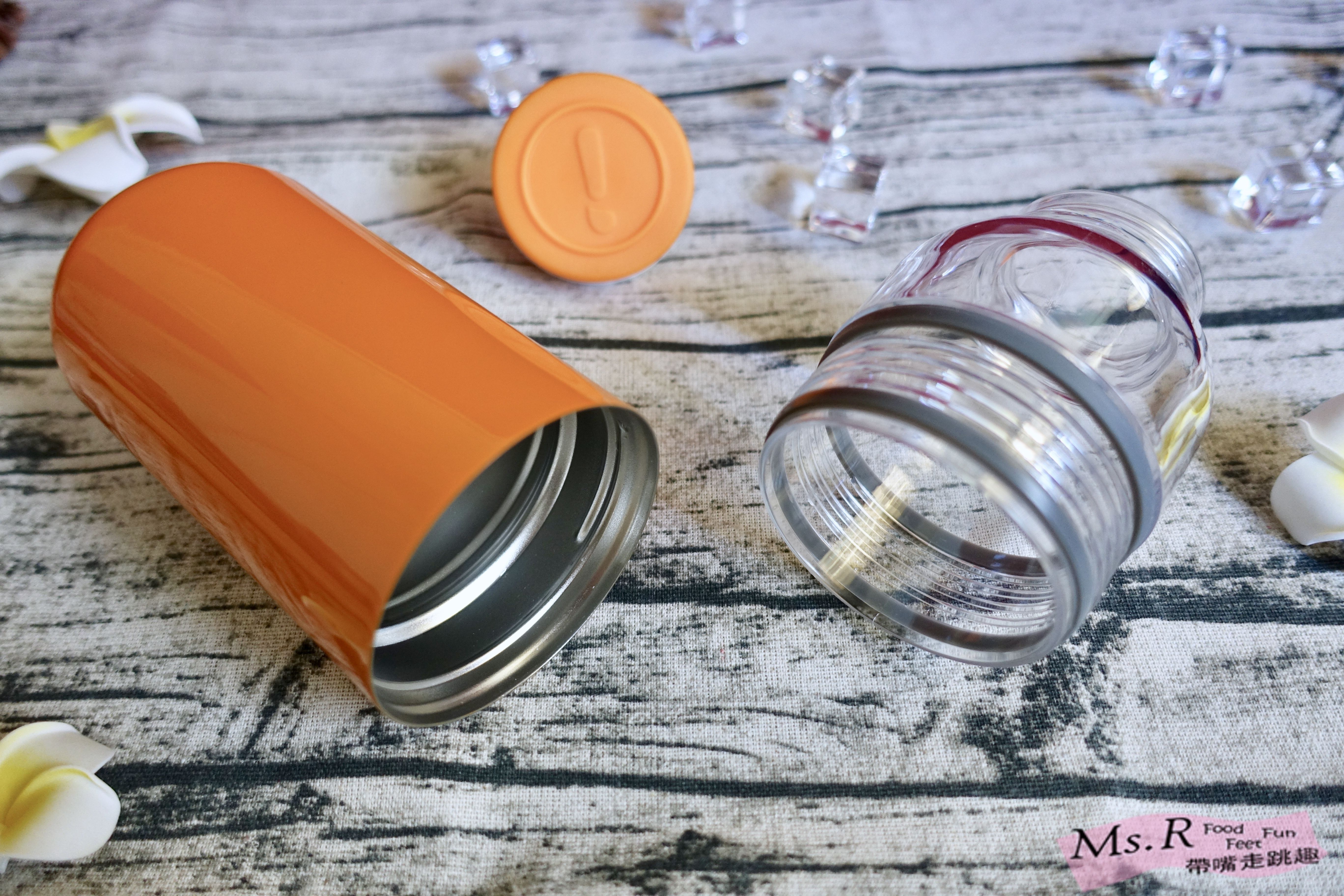 夏日必備 日本mosh 膠囊保冷瓶 夏日首選暢飲一整夏 使用心得分享 R小姐 Ms R Ms R 帶嘴走跳趣food Feet