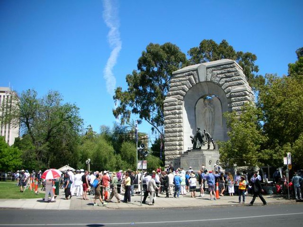 national war memorial.JPG