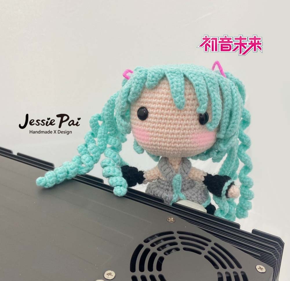 JessiePai Handmade_初音娃娃-3.jpg