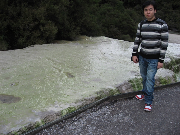 31.07.2007 Rotorua 34 Wai-O-Tapu.JPG