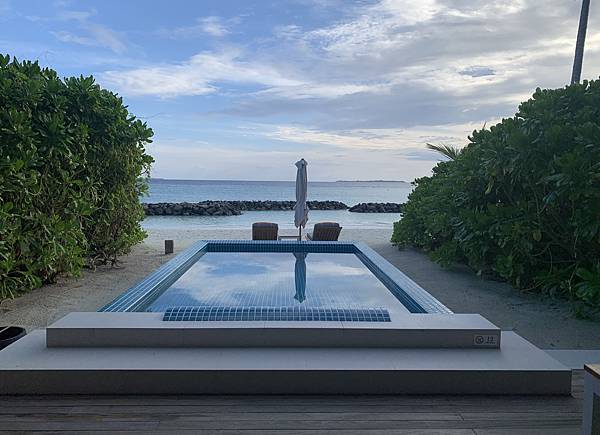 【馬爾地夫蜜月】6—~翡翠法魯富士 Emerald Faar