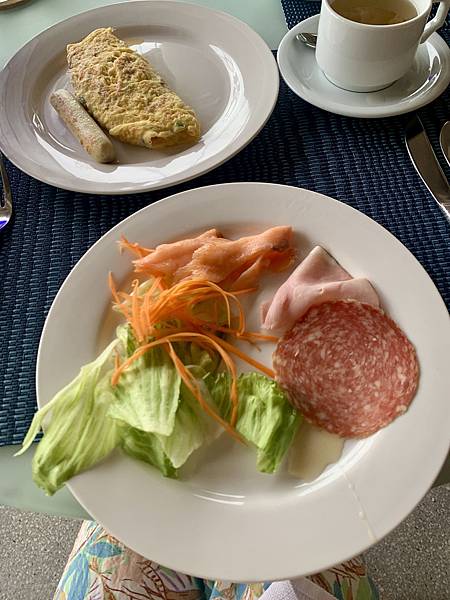 【馬爾地夫蜜月】8—在馬爾地夫吃日式鐵板燒，以及開箱「水上泳