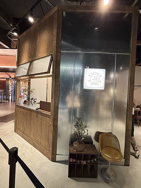 【新店裕隆城】美食推薦2—青春漢堡・Aoharu Burge