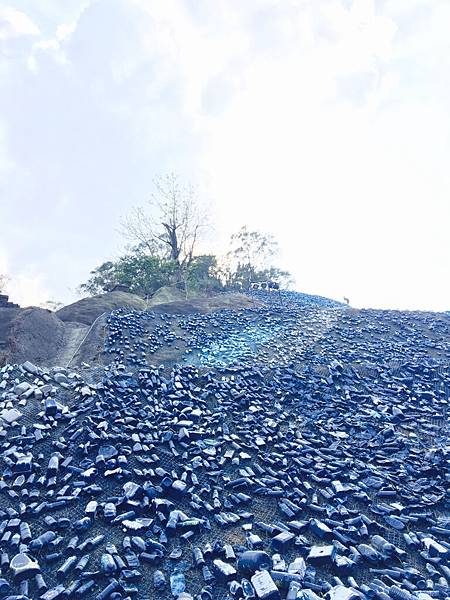 【基隆信義｜基隆景點】滿地星空草原點點~星空草原(擁恆文創園