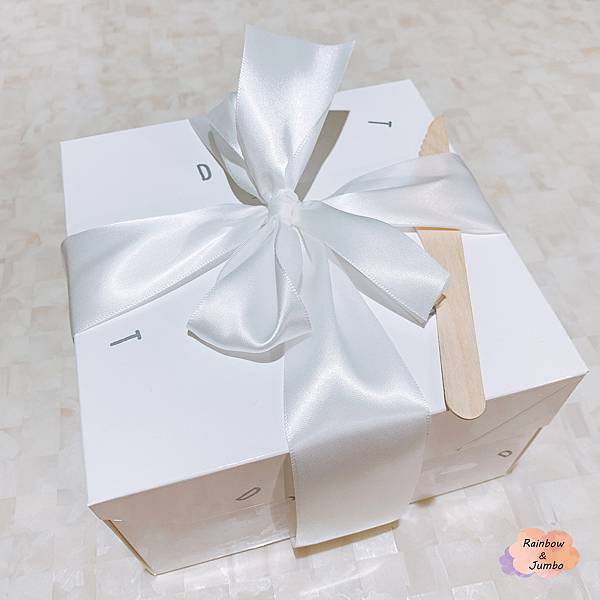 【不專業食記】彌月禮盒試吃｜板橋文青甜點「點點甜甜TenTe