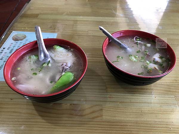 【澎湖美食】澎湖西嶼｜澎湖新鮮小管麵線「小萍的店」，近鯨魚洞