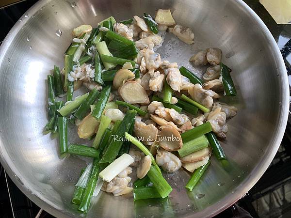 【不專業食記】全家Fami煮煮開箱｜蛤蜊燒冬瓜｜在家快速煮出