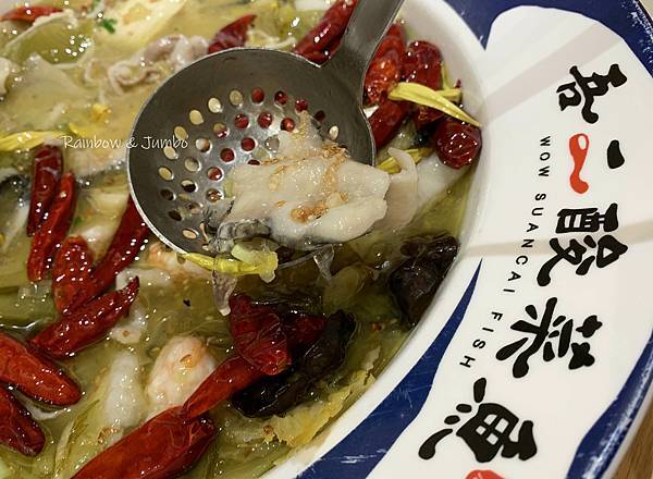【不專業食記】台北大安｜吾二酸菜魚｜可線上訂位的酸菜魚專賣店