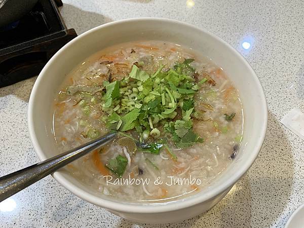 【不專業食記】苗栗後龍｜阿水飯店｜苗栗必吃海鮮餐廳，後龍在地