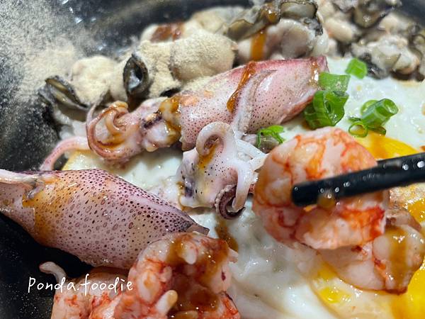 基隆美食｜浮誇系海鮮美食！新鮮必點「海三寶滷肉飯」！