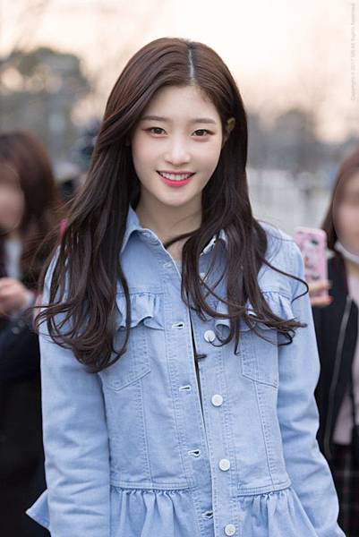 chaeyeon.jpg