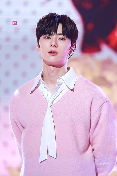 minhyun.jpg