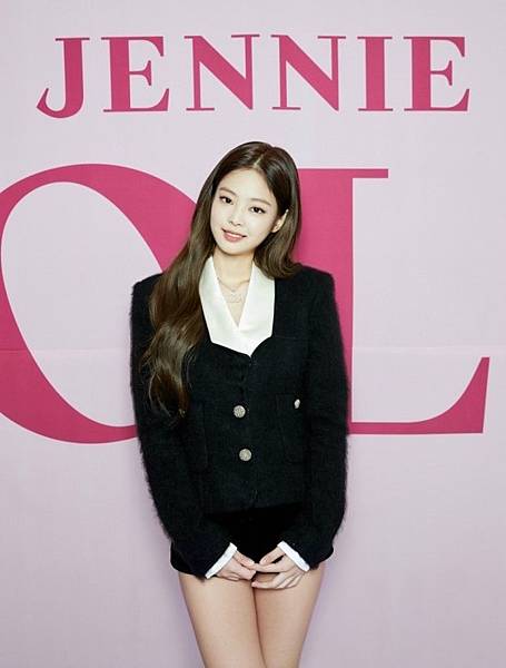 Jennie-3.jpg