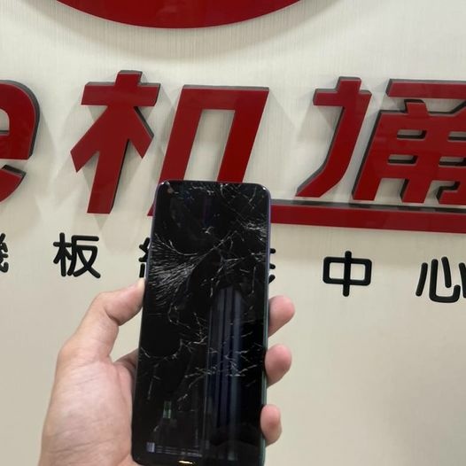 鳳山手機維修機型：OPPO A73 手機螢幕破裂維修-e機通