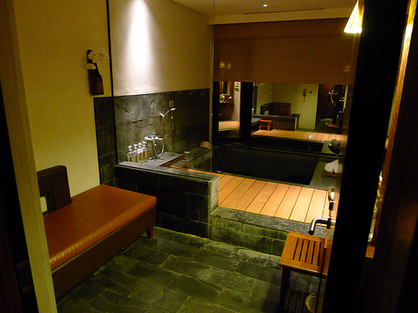 春秋烏來景觀湯屋.jpg 春秋烏來景觀湯屋.jpg