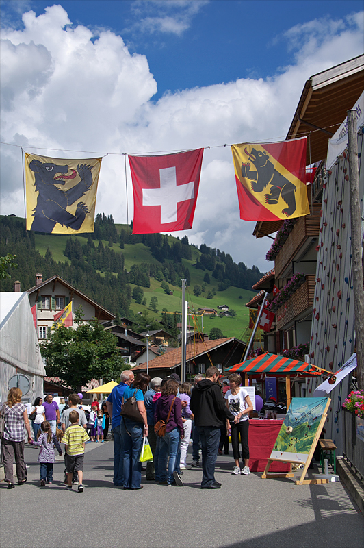 Zweisimmen-03.jpg Zweisimmen-03.jpg