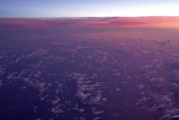 飛機上看日出-01.jpg