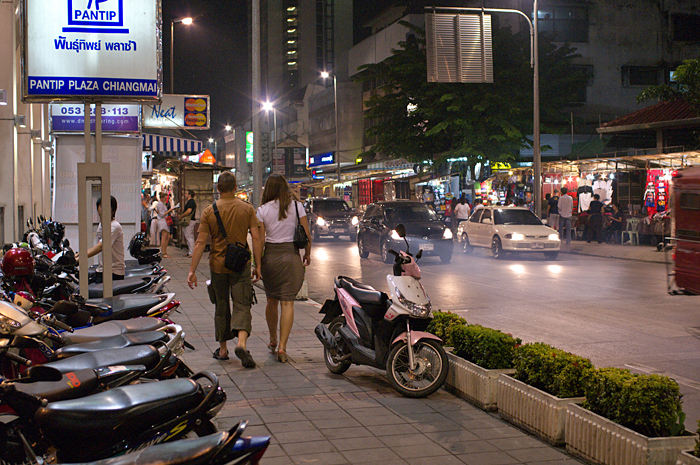 Chiang Mai night-19.jpg Chiang Mai night-19.jpg