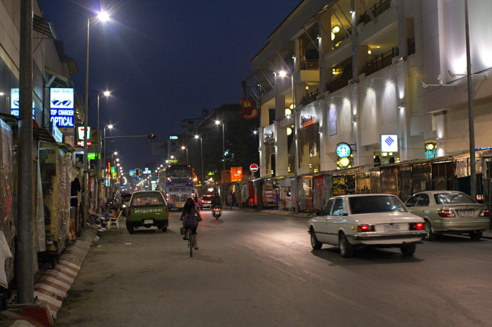Chiang Mai night-05.jpg Chiang Mai night-05.jpg