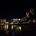 waikiki night view.JPG