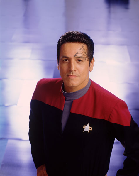 Commander-Chakotay-star-trek-voyager-644491_474_600-1 Commander-Chakotay-star-trek-voyager-644491_474_600-1