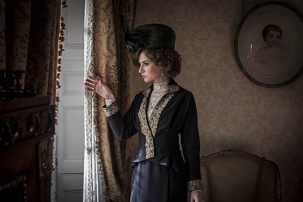 MR_SELFRIDGE_SERIES2_EP1_49.jpg MR_SELFRIDGE_SERIES2_EP1_49.jpg