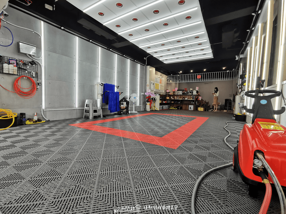 台北汽車美容洗車打蠟推薦|捷斯鍍膜車體美容|平價實在頂級服務_小雨問路 (5).png 台北汽車美容洗車打蠟推薦|捷斯鍍膜車體美容|平價實在頂級服務_小雨問路 (5).png