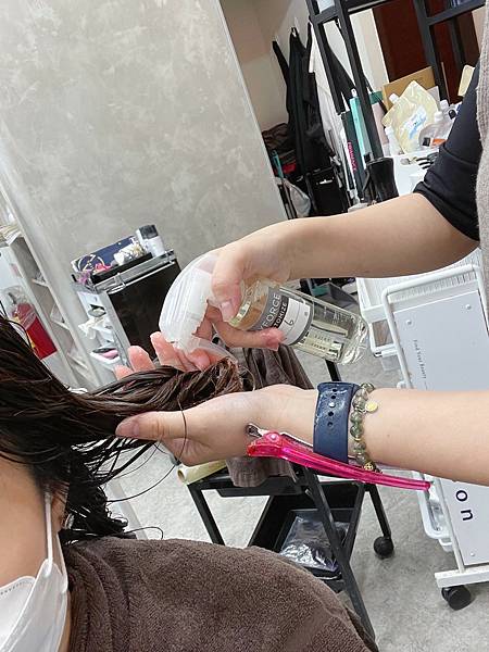 LINE_ALBUM_Hair salon_220517_13.jpg