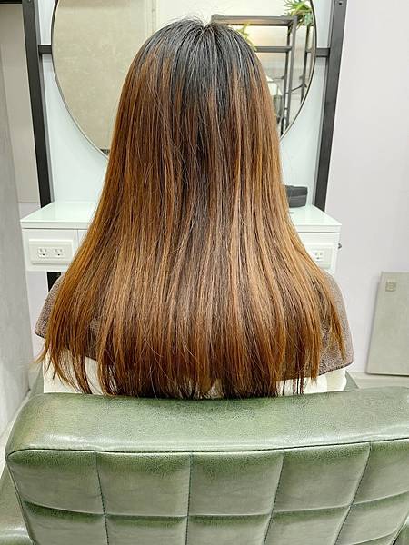 LINE_ALBUM_Hair salon_220517_21.jpg