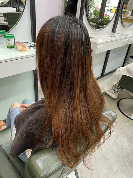 LINE_ALBUM_new Hair_221221_20.jpg