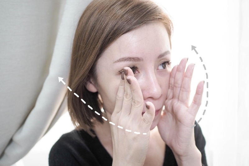 SK-II R.N.A超肌能紧致活肤霜轻盈版 (8).JPG