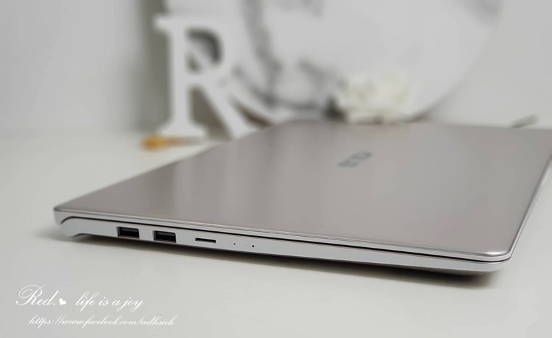 ASUS VivoBook S15筆電- (2).jpg