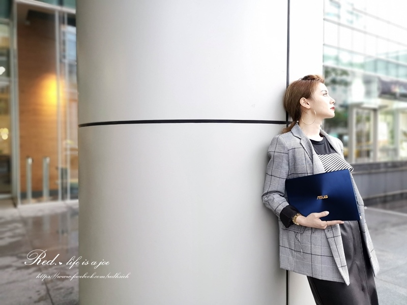 ASUS ZenBook14 (1)-2.jpg ASUS ZenBook14 (1)-2.jpg