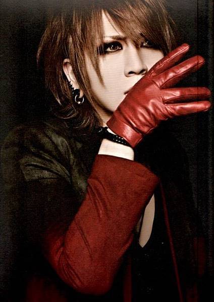 Ruki-the-gazette-29803631-500-708