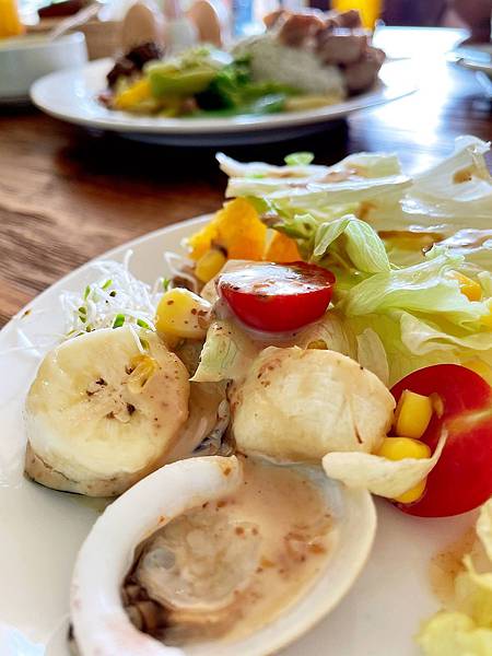 小馬貝菈-Ezi森活-餐點-綜合海鮮木桶沙拉3.jpg