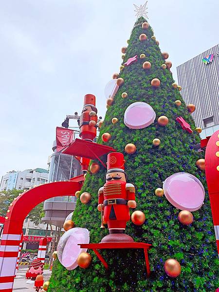 南紡購物中心：胡桃鉗的聖誕派對-樹上的胡桃鉗