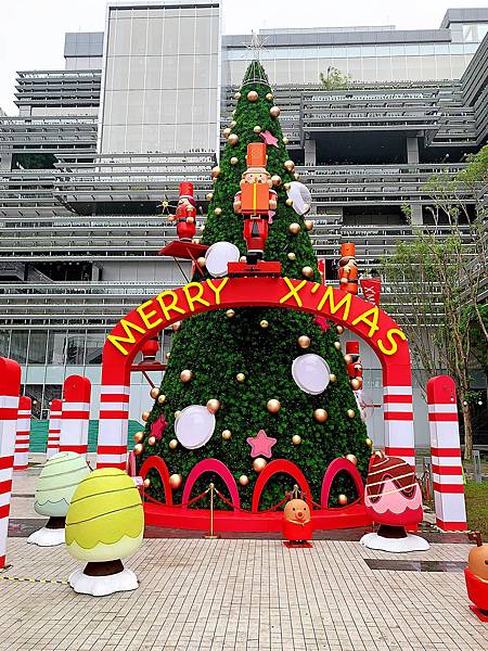 南紡購物中心：胡桃鉗的聖誕派對-12米高聖誕樹3