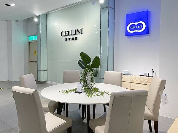 IMG_9413_compressed.jpg IMG_9413_compressed.jpg