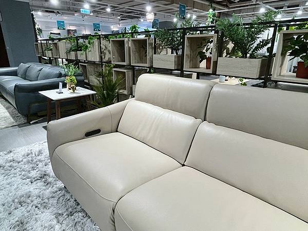 進口電動沙發家具推薦|CELLINI皇齊家居:牛皮電動沙發第一品牌,創造有品味的生活,就從家的沙發開始|高質感高CP值電動沙發、進口床墊、餐桌椅、柚木傢俱 進口電動沙發家具推薦|CELLINI皇齊家居:牛皮電動沙發第一品牌,創造有品味的生活,就從家的沙發開始|高質感高CP值電動沙發、進口床墊、餐桌椅、柚木傢俱