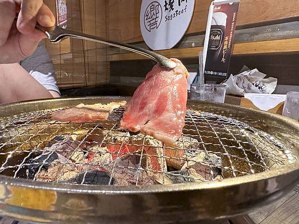 新竹竹北│響燒肉-​​​​​​​冷藏牛肉燒烤專門店：好響樂雙人套餐，一次吃到頂級燒肉六重奏，重頭到尾都令人驚豔的味覺饗宴 │【和牛專門店】【附菜單】