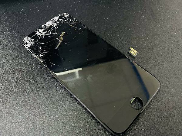 IPHONE SE2更換螢幕.jpg IPHONE SE2更換螢幕.jpg