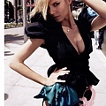 25.heidi-klum-vogue-germany-june-2009-Rodeo-7.jpg