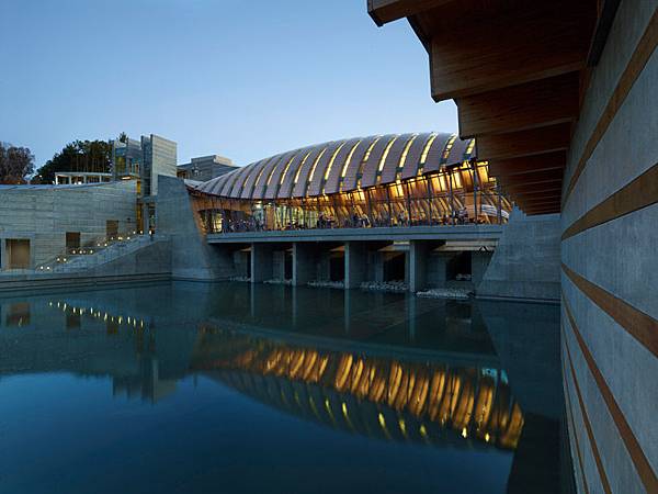 水晶橋美國藝術博物館(Crystal Bridges Museum of American Art)