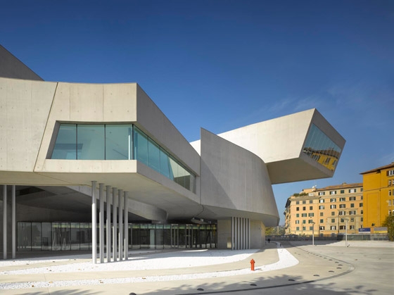 Zaha-Hadid_MAXXI_008 Zaha-Hadid_MAXXI_008