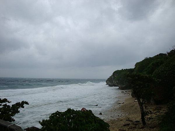 颱風來時的小琉球...風大...雨還好不大