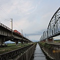 舊鐵橋-新舊軌道