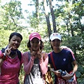 石門山 --- Maggie,Sandy,Rene.JPG